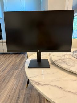 HP X27q 27” QHD Gaming Monitor – 165Hz