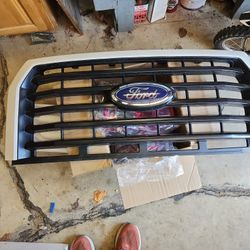 2017 f150 upper Grille 