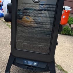 Smoker, And 2 Twin Cabin Bed Set 