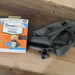 Thunder Shirt Small 