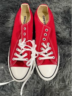 Men's Converse shoes, size 8.5
