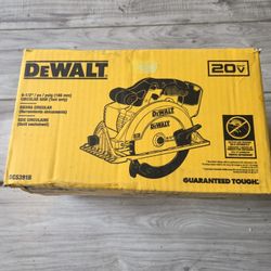 DEWALT 20V MAX Cordless 6.5 in. Sidewinder Style Circular Saw (Tool Only) #6021