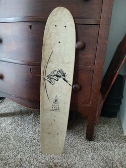 Vintage Skateboard Russell Howell for Sale in Huntington