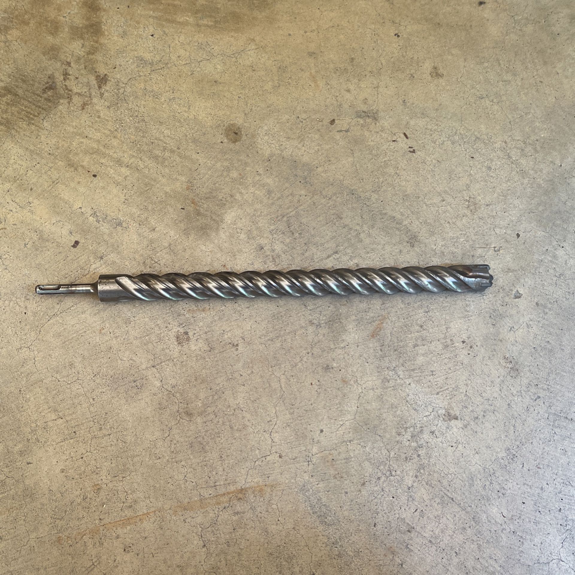 1 1/8 x 18in SDS-Plus hammer drill bit 