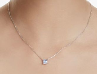 New Swarovski Necklace and Earring Set