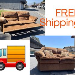 Charming Brown Two Seat Recliner Couch along With Matching Love Seat (Free Delivery) 🚚