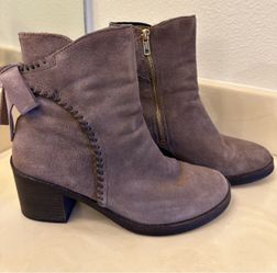 UGG Fraise Whipstitch size 8