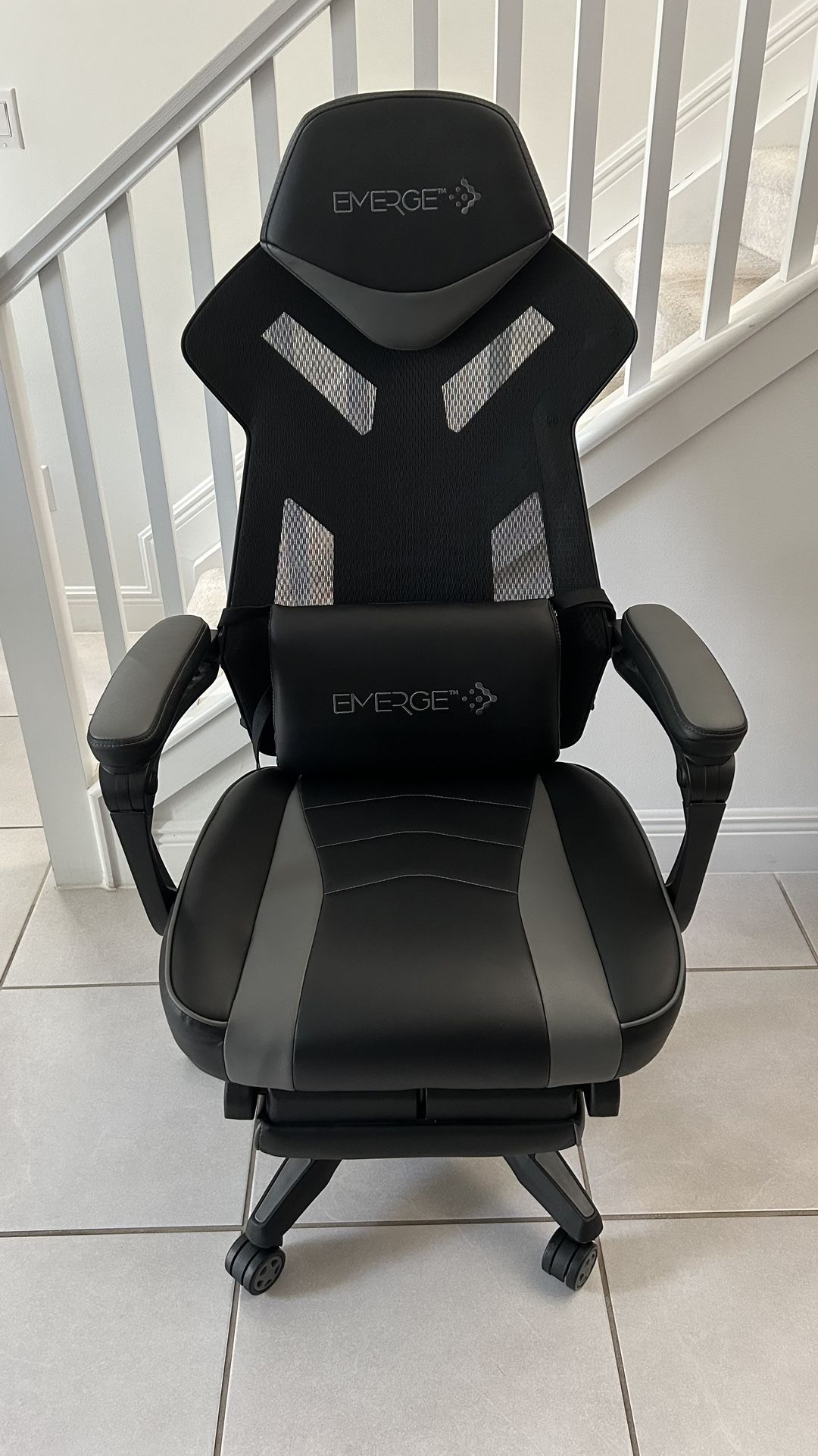 Emerge Vomax Bonded Leather Ergonomic Gaming Chair