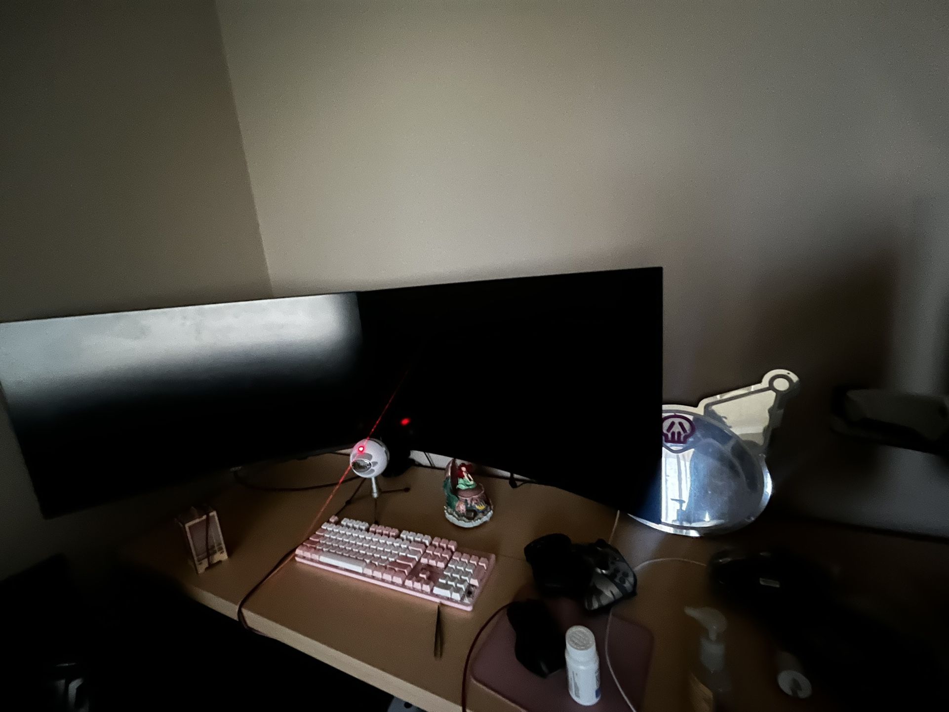 2x Acer 32in Monitors And Two Arm Stand