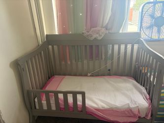 Toddler bed