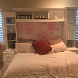 California King Sized Bed Complete Set W/ Head Board Shelves 