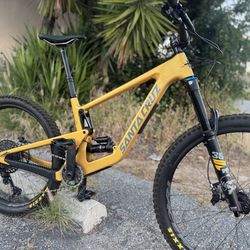 Santa Cruz Bronson Medium Carbon