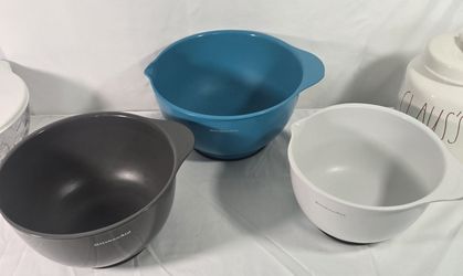 Set Of 3 Mixing Bowls 🥣  Kitchen Aid