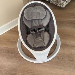 Munchkin Baby Rocker 