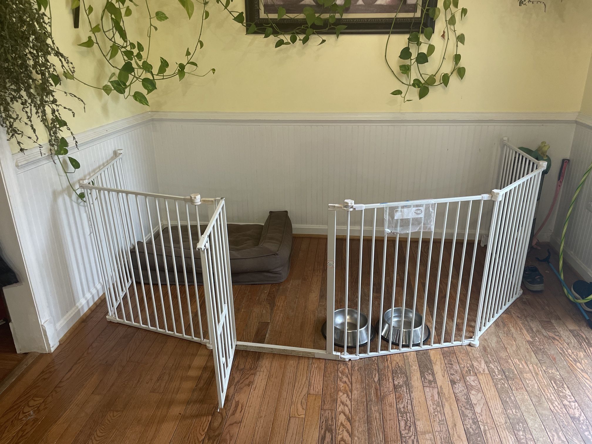Dog Gate With Door 