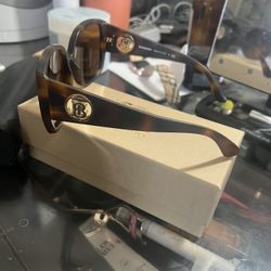 Burberry Sunglasses 