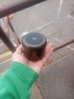 IHome Bluetooth Speaker