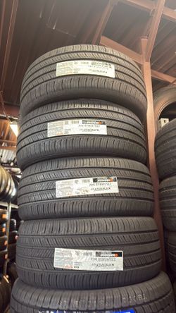 235/45/18 Hankook tires 🛞