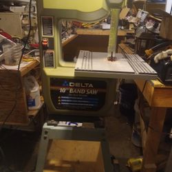 Delta 10 Inch Band saw 