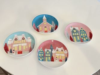 Pier 1 Glass Salad Plates Winter Theme (4)