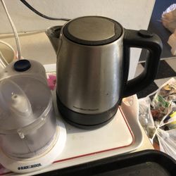 Kettle With Mini Chopped