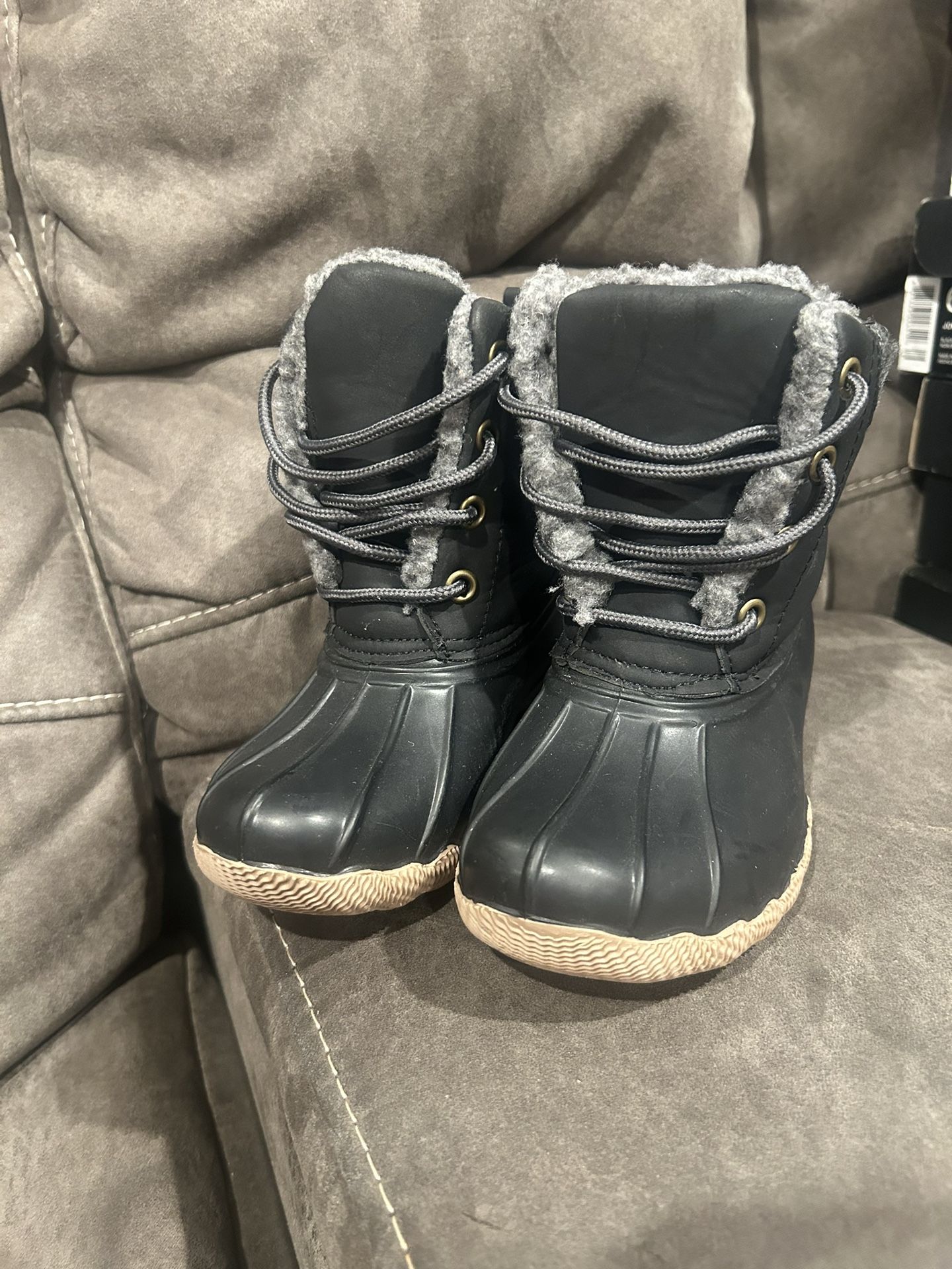 Toddler All Weather Boots Sz 9