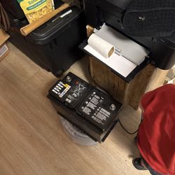 12v AGM BRAND NEW!!!!!! Must Go!!!! 
