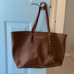 Michael Kors Jet Set Tan Purse 