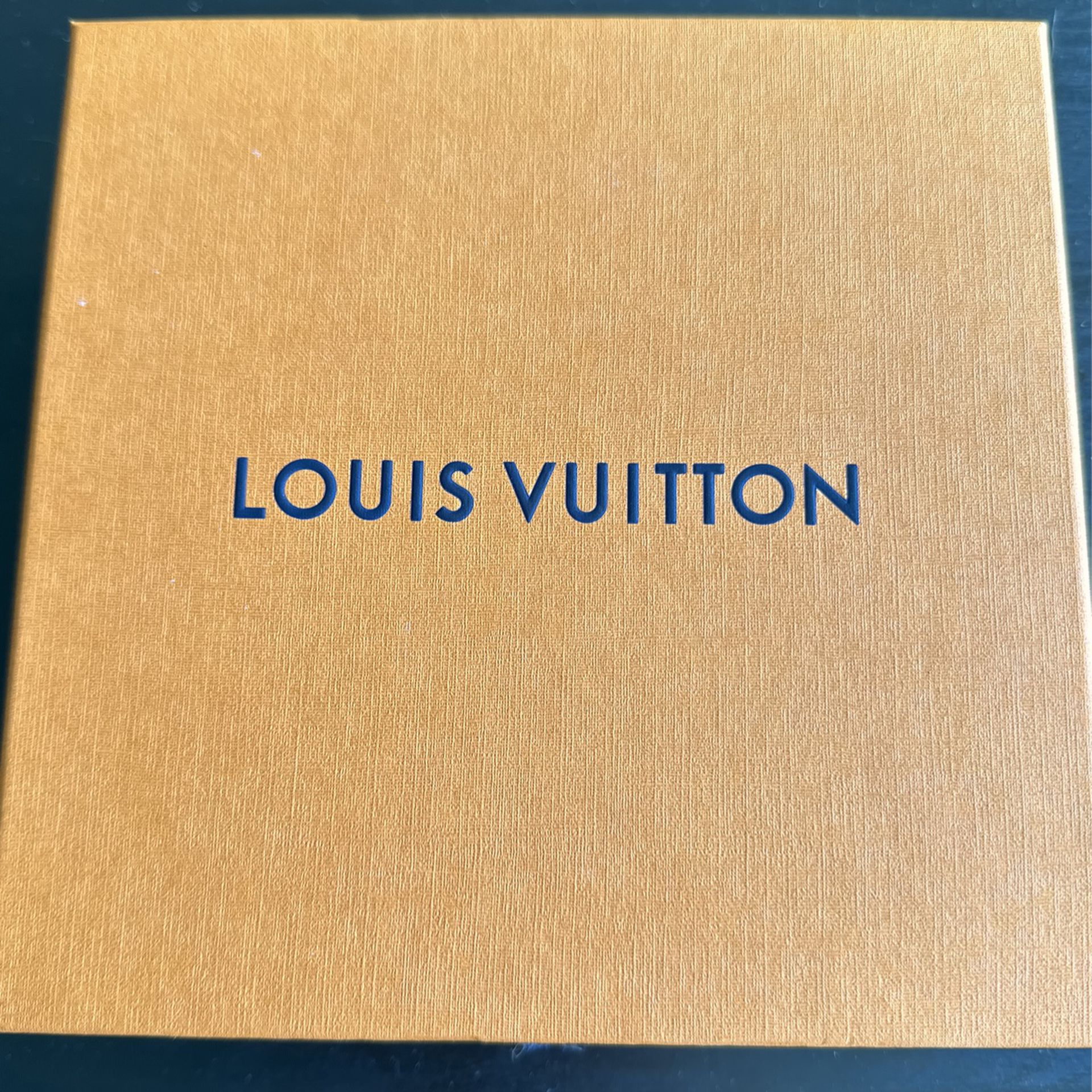 Louis Vuitton Initials LV Belt Matte Black for Sale in San Jose