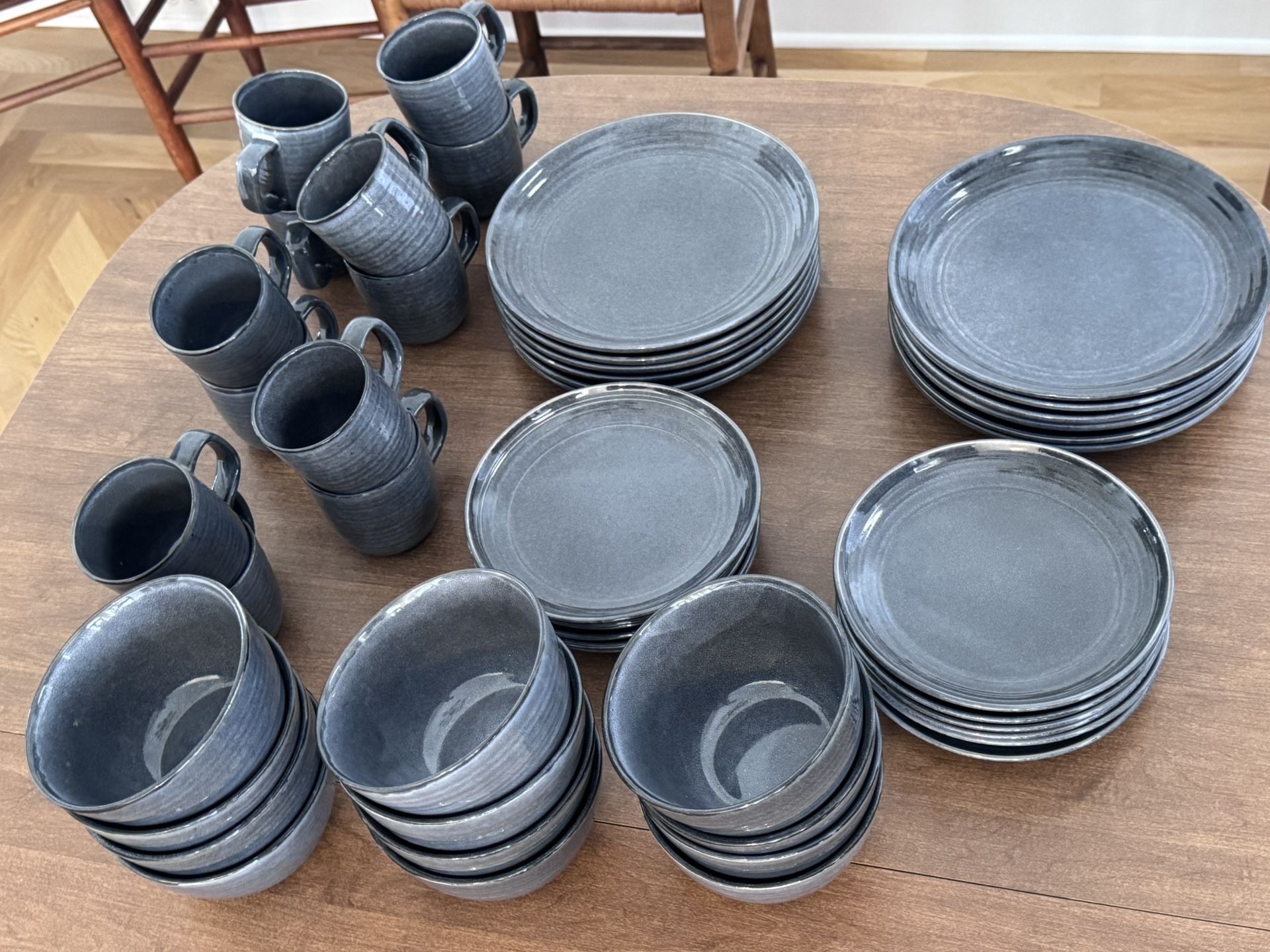 NEW - 12 Place-settings (48 Pieces)  Dinner plates, Side plates, Cereal Bowls, Mugs