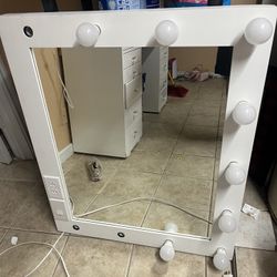Vanity Mirror 