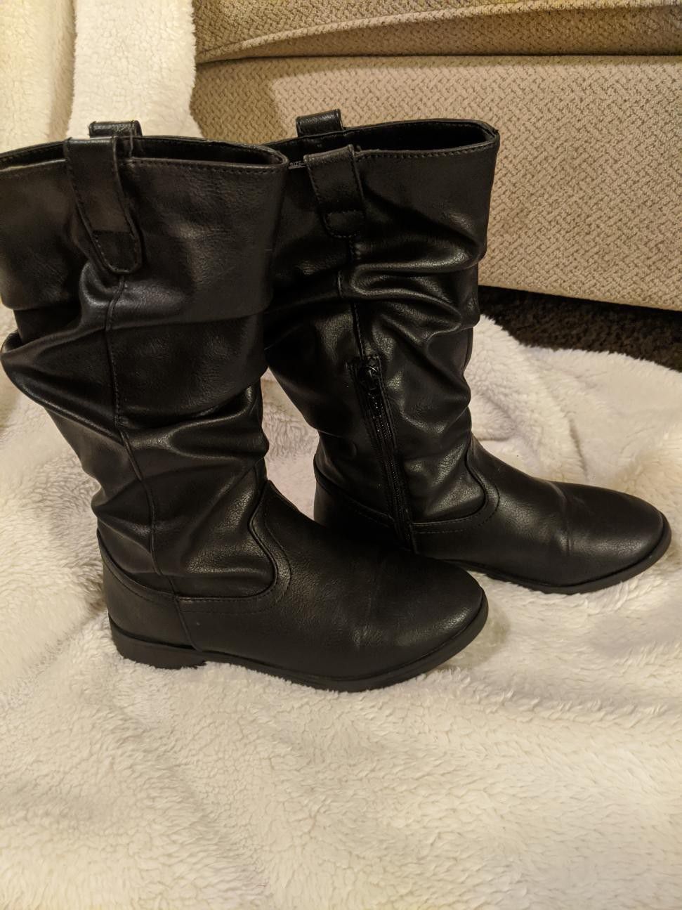 Girls size 2 children's place boots*like NEW*