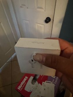 AirPods 4