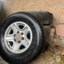 Toyota 4Runner Yr 2000 Original Rims
