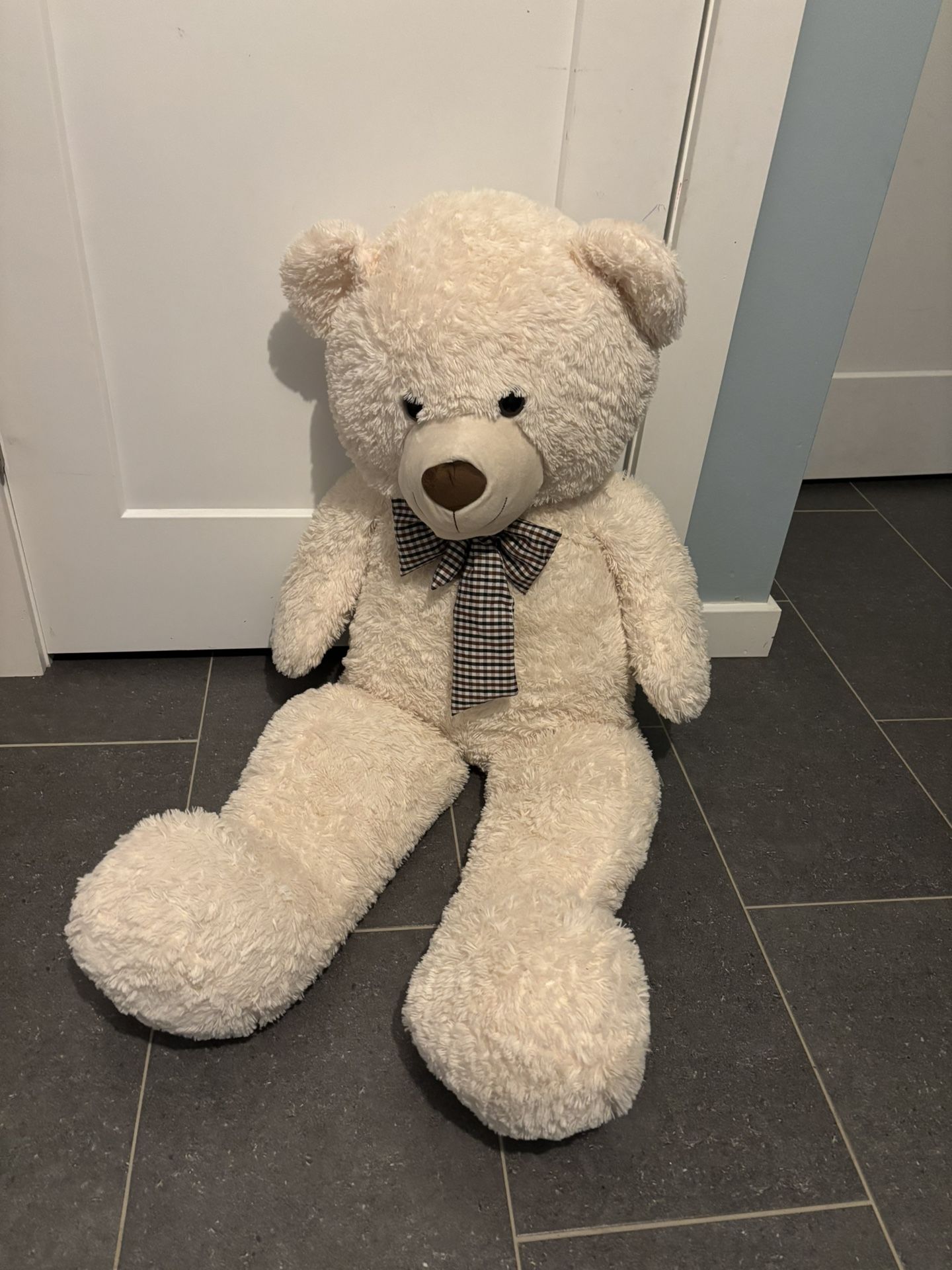 Giant Teddy Bear