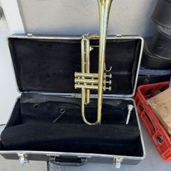 Bach USA trumpet. 🎺 