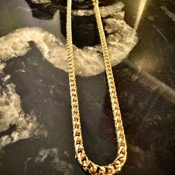 Solid 14k gold rare prizm cut Franco chain!