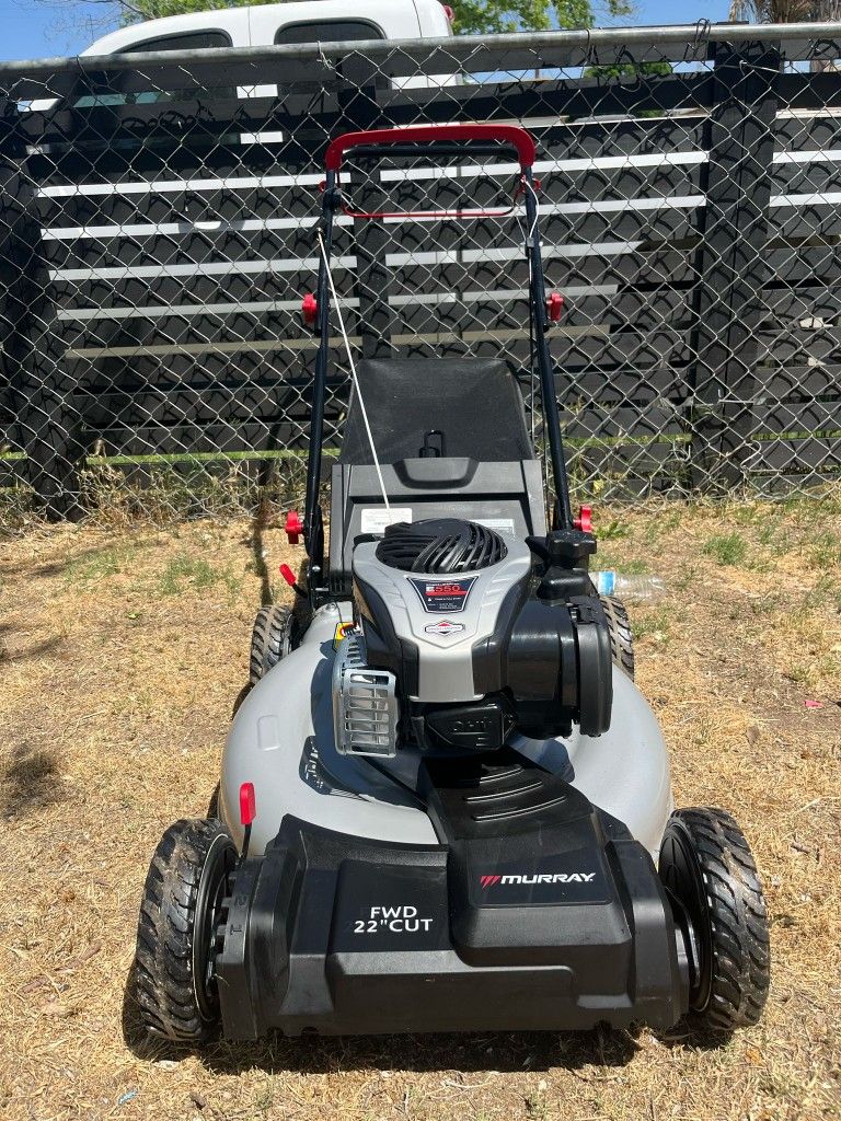 Murray
22 in. 140 cc Briggs & Stratton Walk Behind Gas Self-Propelled Lawn Mower with Front Wheel Drive and Bagger