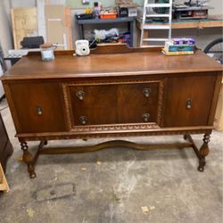 Jacobean Style Buffet/ Hutch