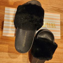 New Sandals Sz 6