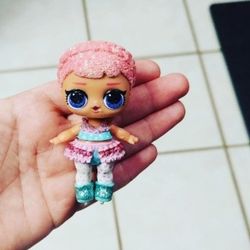 LOL Surprise Dolls Bling Series Glitter Ice Sk8ter 