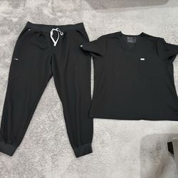 XXL FIGS Black Scrub Set