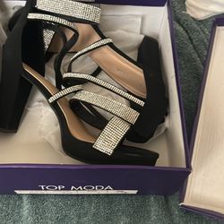heels perfect for prom only worn once 