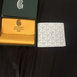 Go Yard Wallet White