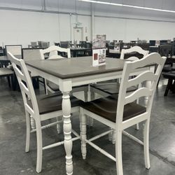 Beautiful wooden farmhouse style Counter Height 5 pcs dining set! Comedor 5 Piesas 