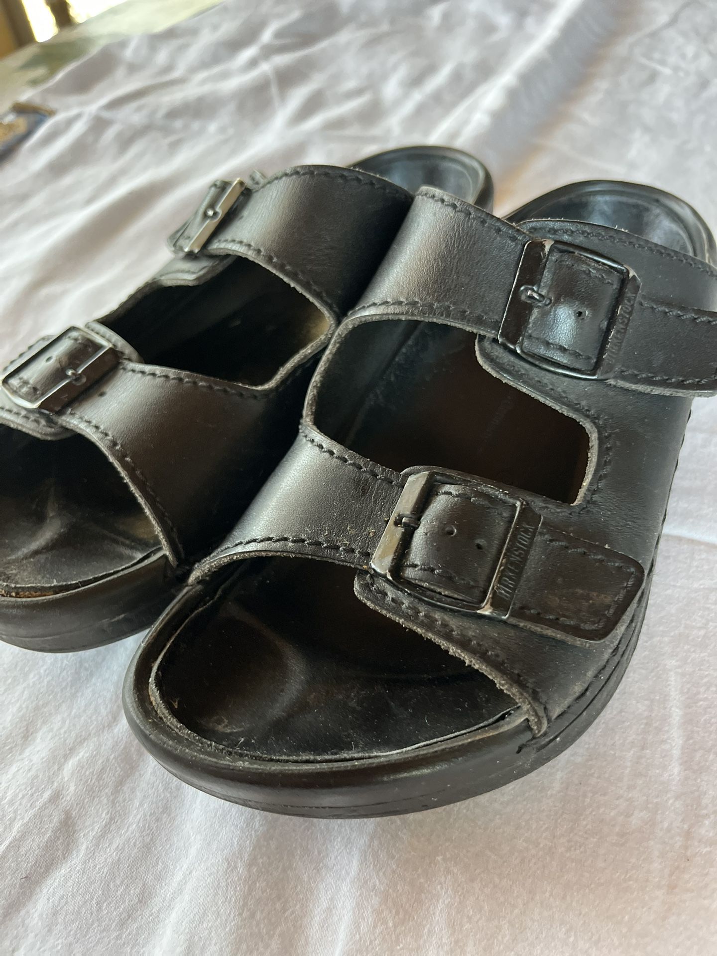 Ladies, black leather, Birkenstock sandals size L8