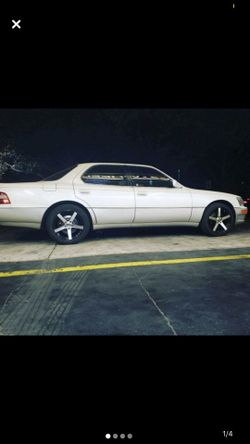 1994 Lexus LS 400