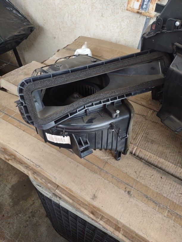 condenser and blower for 2015 Nissan Sentra
