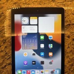 iPad 5 32GB WiFi + Cellular Unlocked 