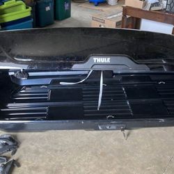 Thule-Motion-XT-XXL-Cargo-Box